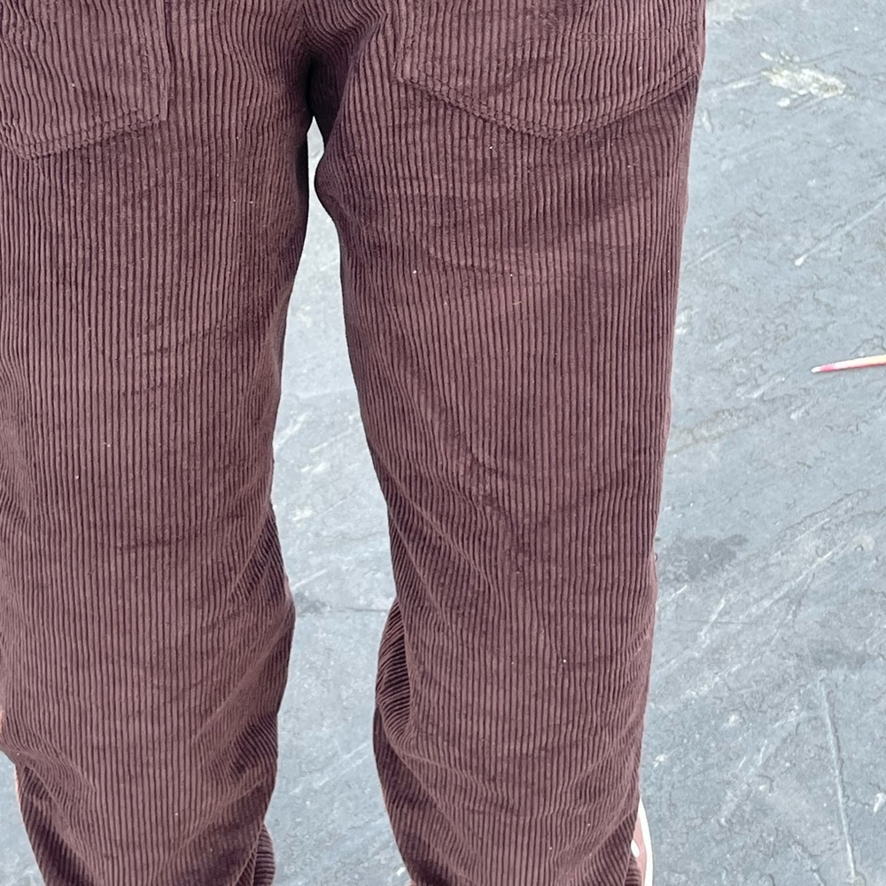 Selling brown empyr size 42 condition (brand new)